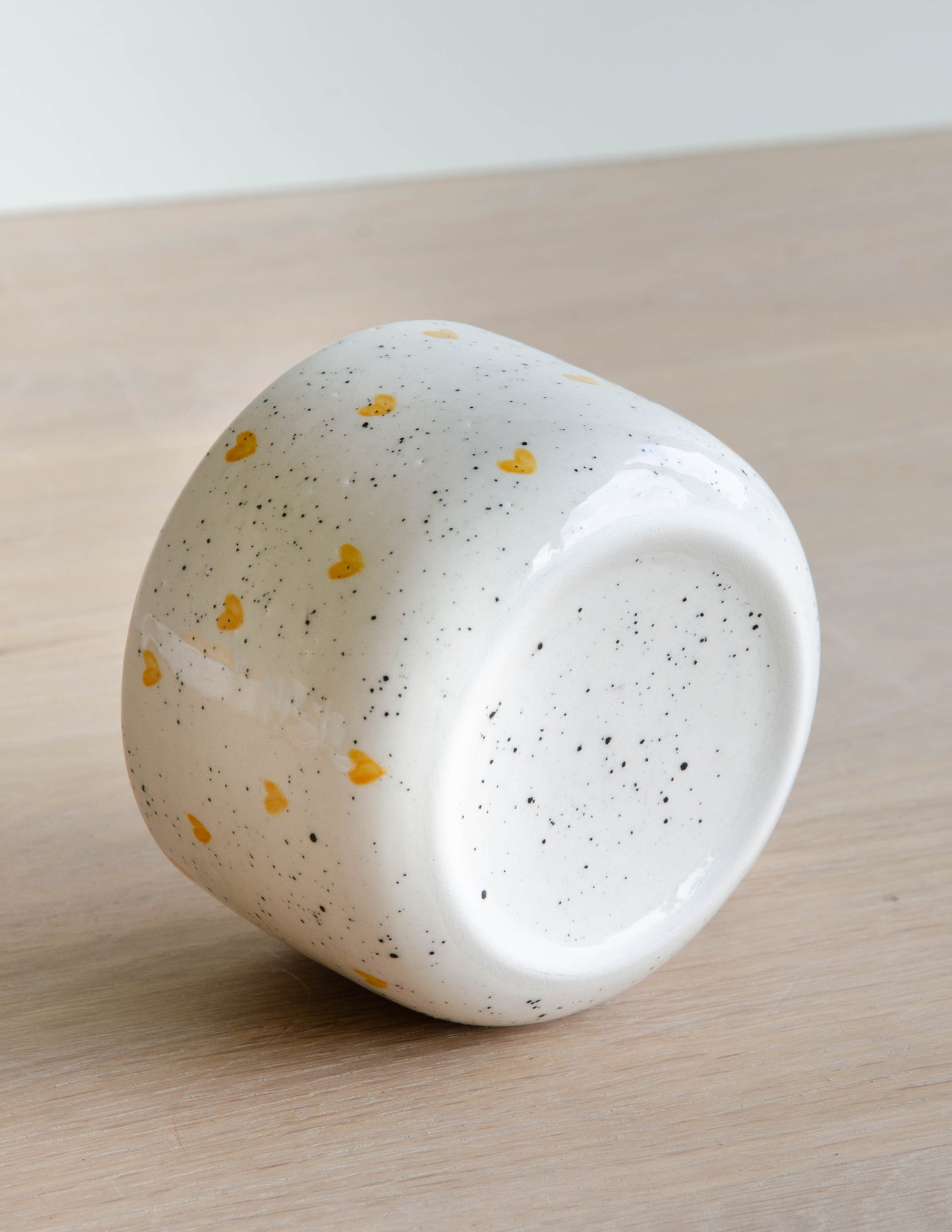 Cappuccino beker gele hartjes