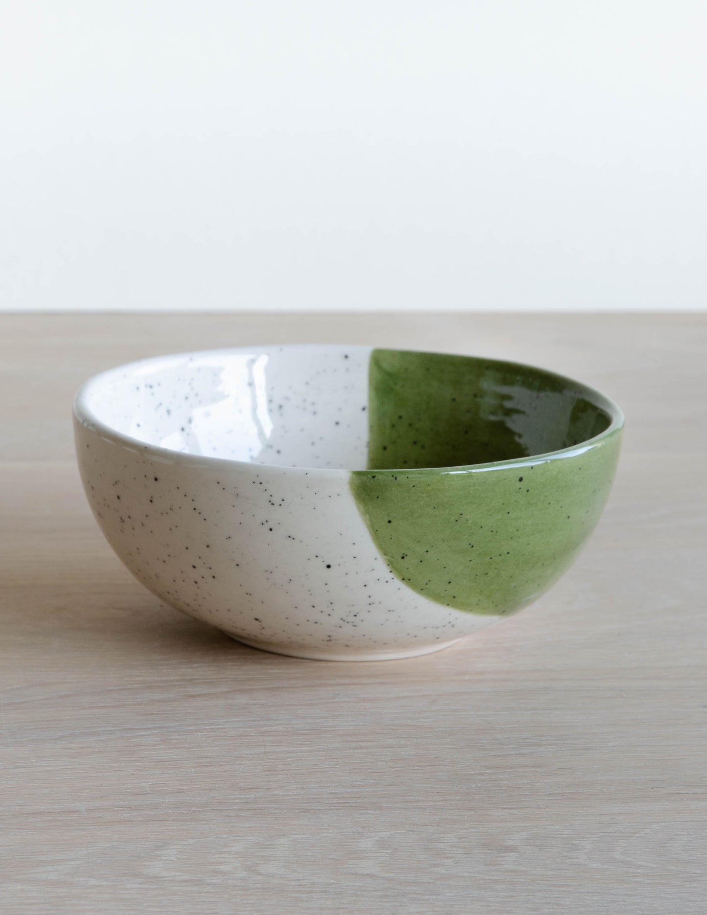 Kom spikkels kleur 14,5cm - op bestelling gemaakt