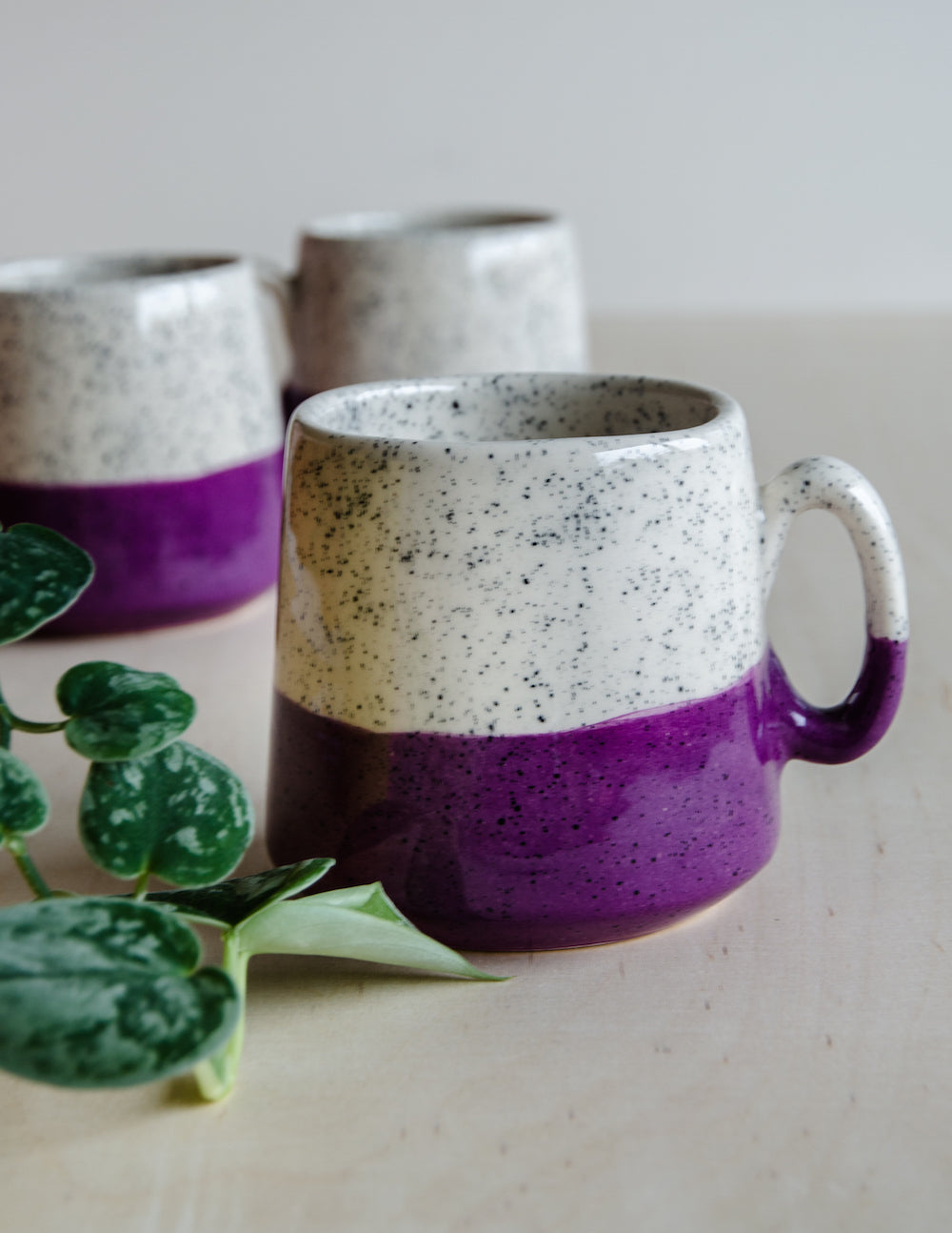 Beker spikkel purple