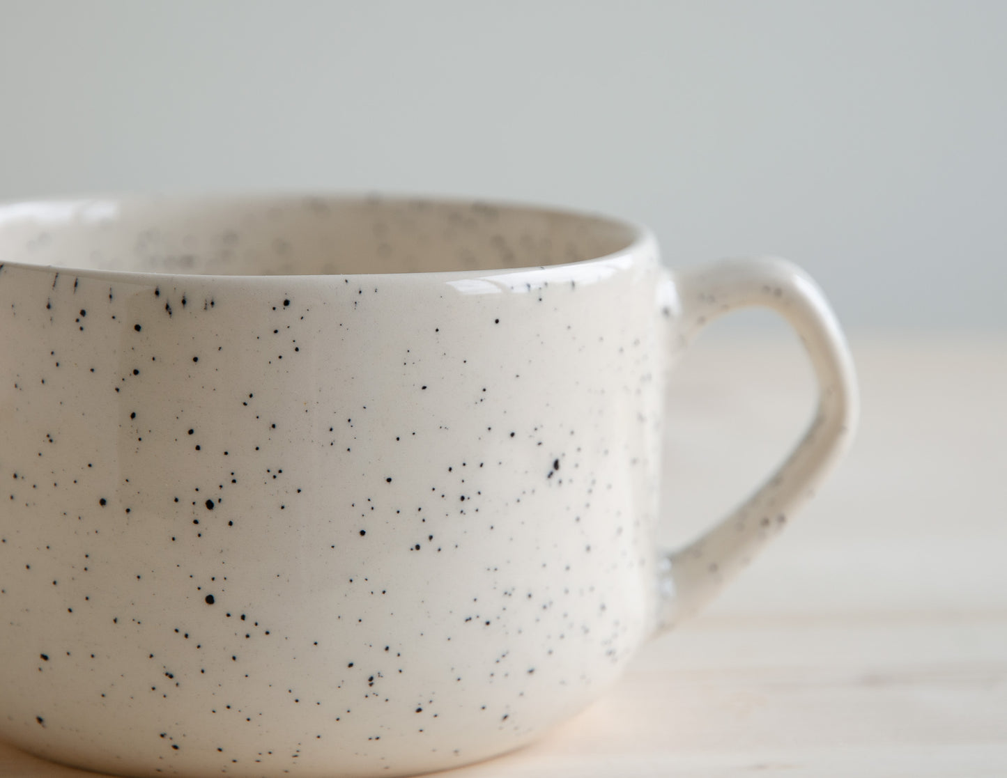 Cappuccino beker spikkels
