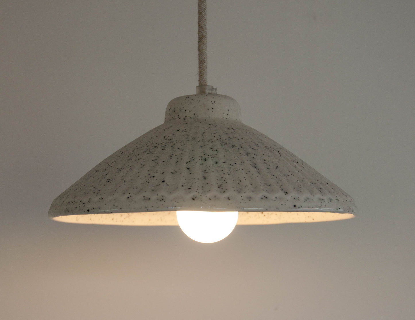 Hanglamp ribbels spikkels