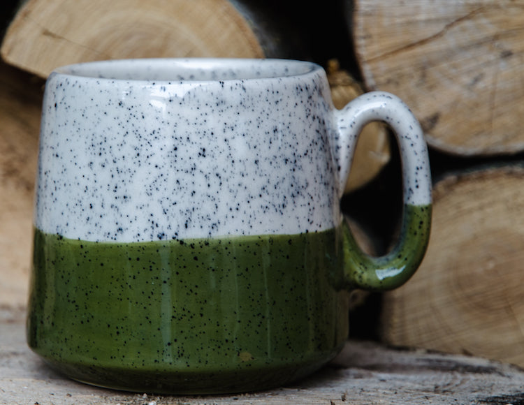 Beker spikkel groen