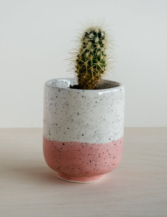 Plantenpot spikkel blush pink
