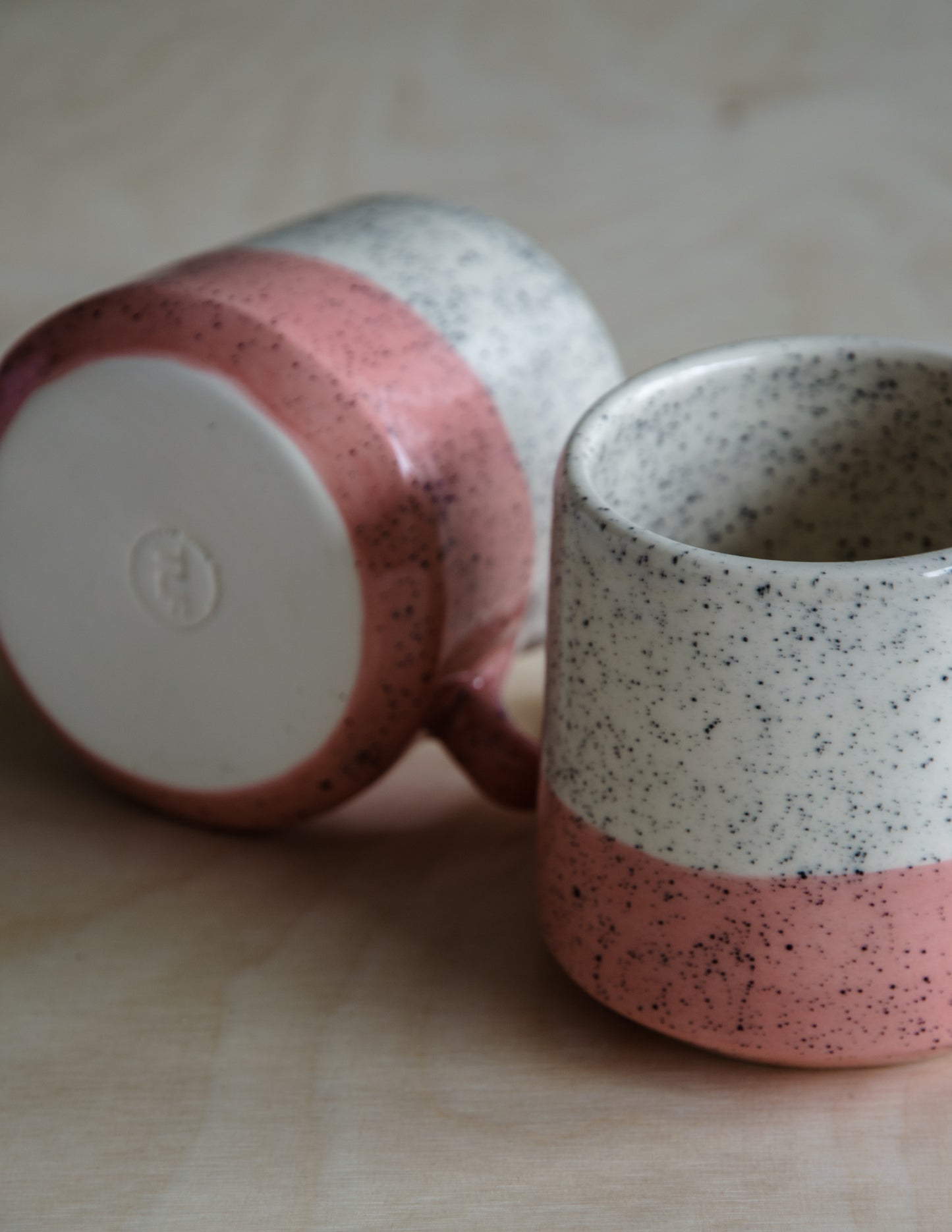 Beker spikkel blush pink